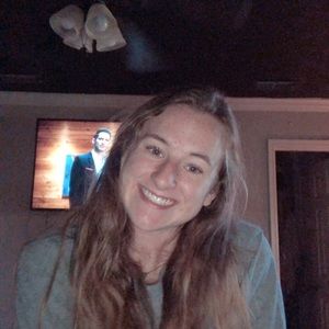 Meet your Posher, Avery